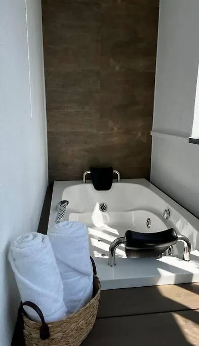 Noah Apartasuite 602 Cali Lägenhet